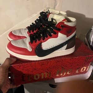 Air jordann 1 teyana taylor 100% authentic used in great condition.